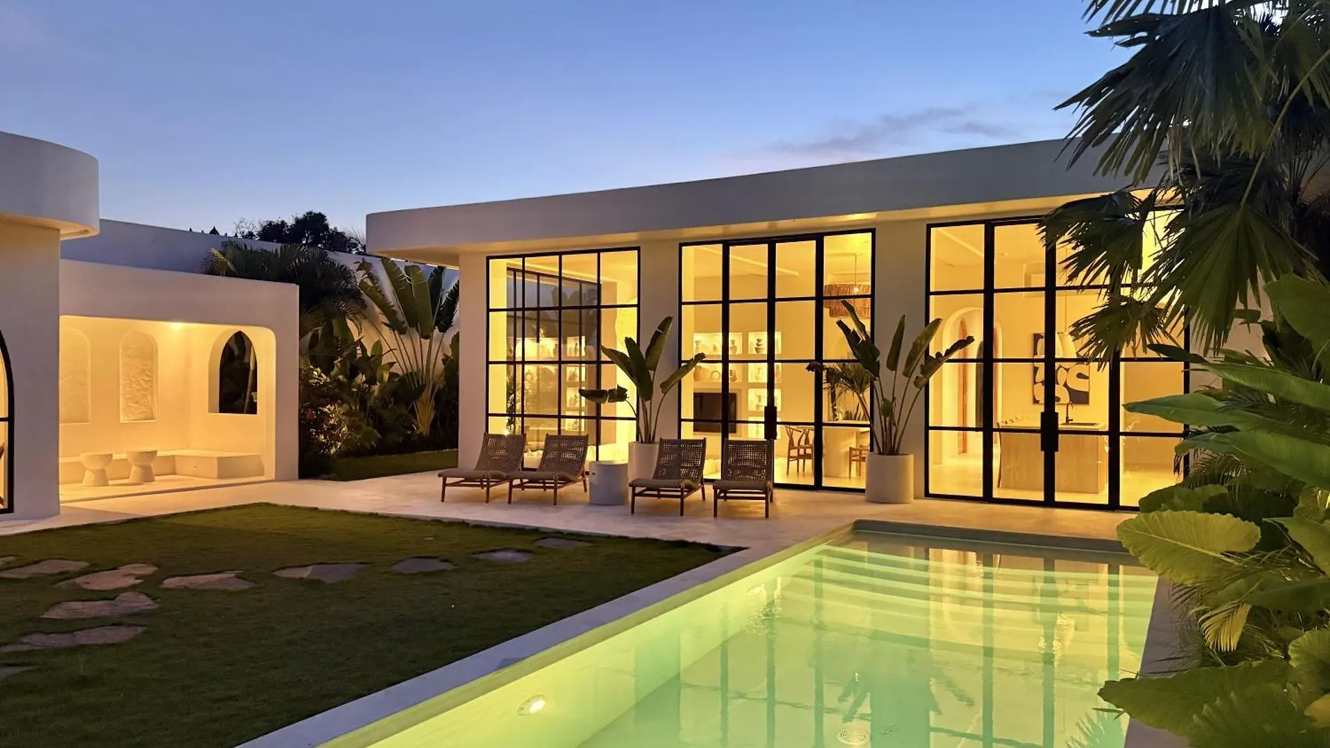 Dolce Villas In Bingin Uluwatu  Indonesia
