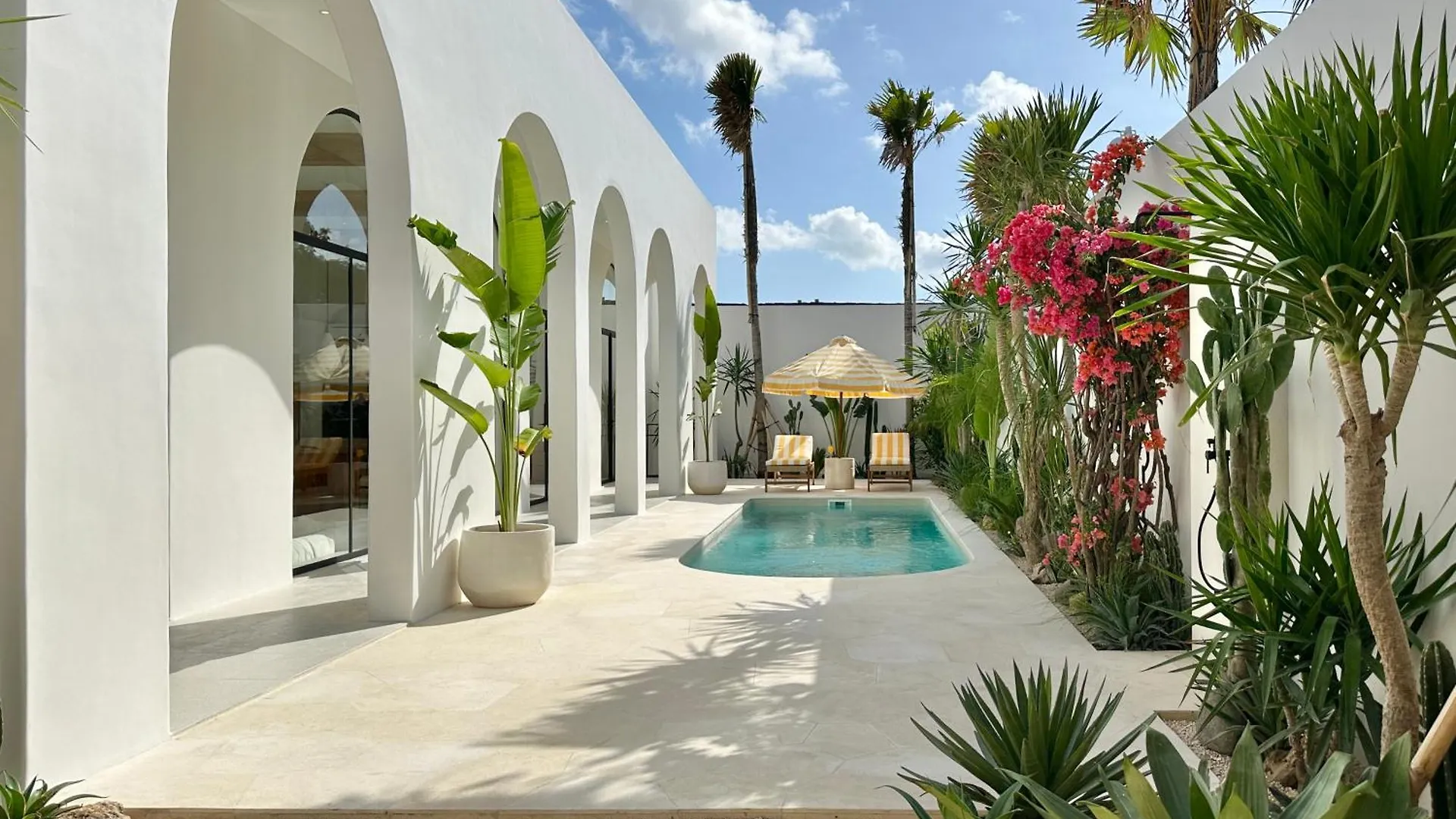 Dolce Villas In Bingin Uluwatu