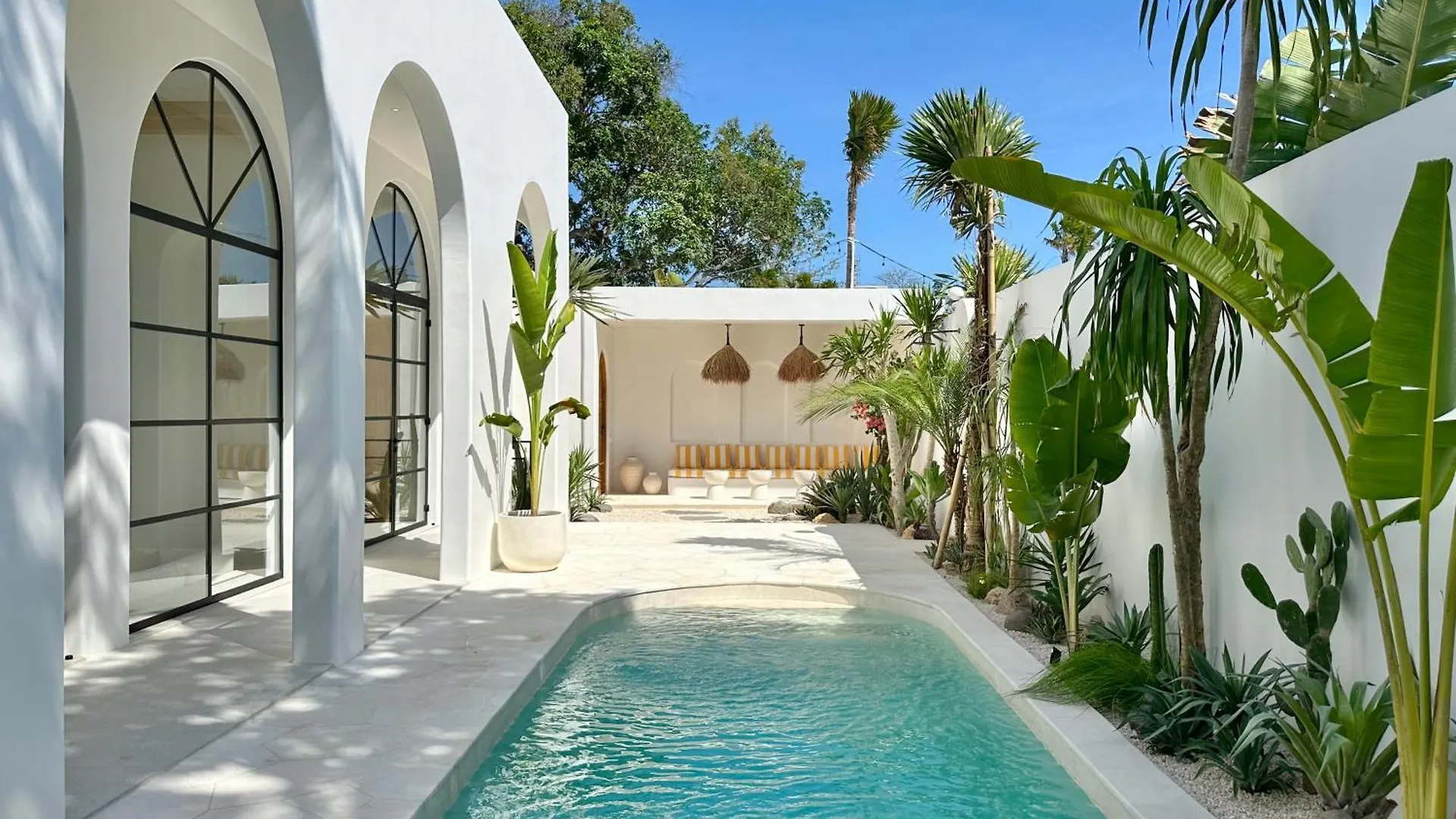 Dolce Villas In Bingin Uluwatu
