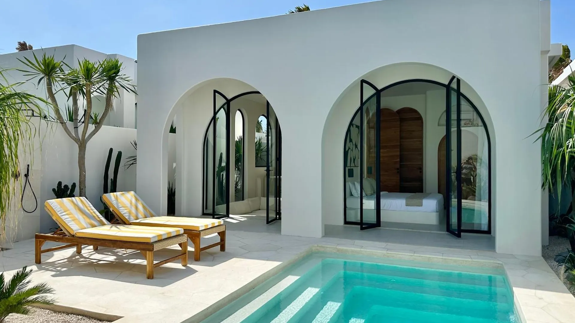 Dolce Villas In Bingin Uluwatu  Indonesia