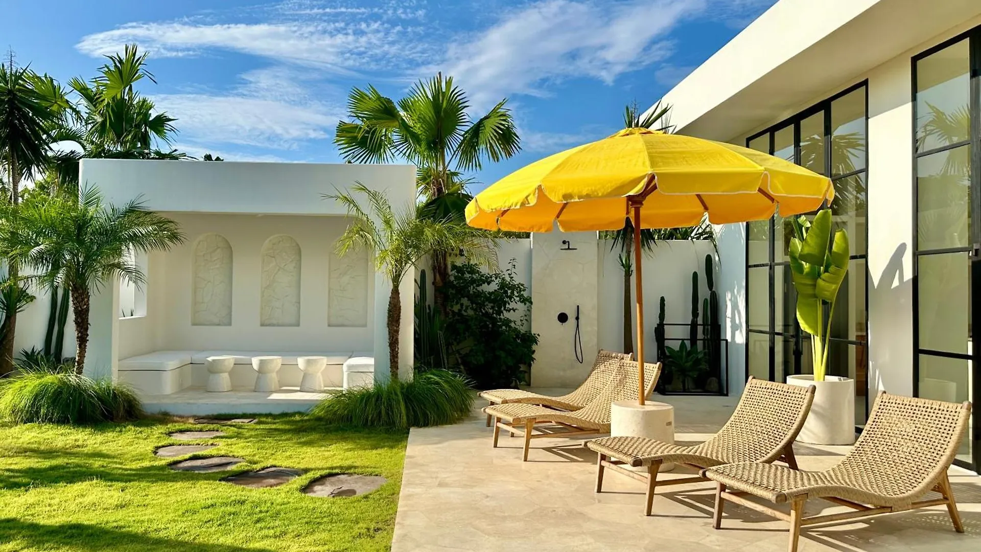 Dolce Villas In Bingin Uluwatu