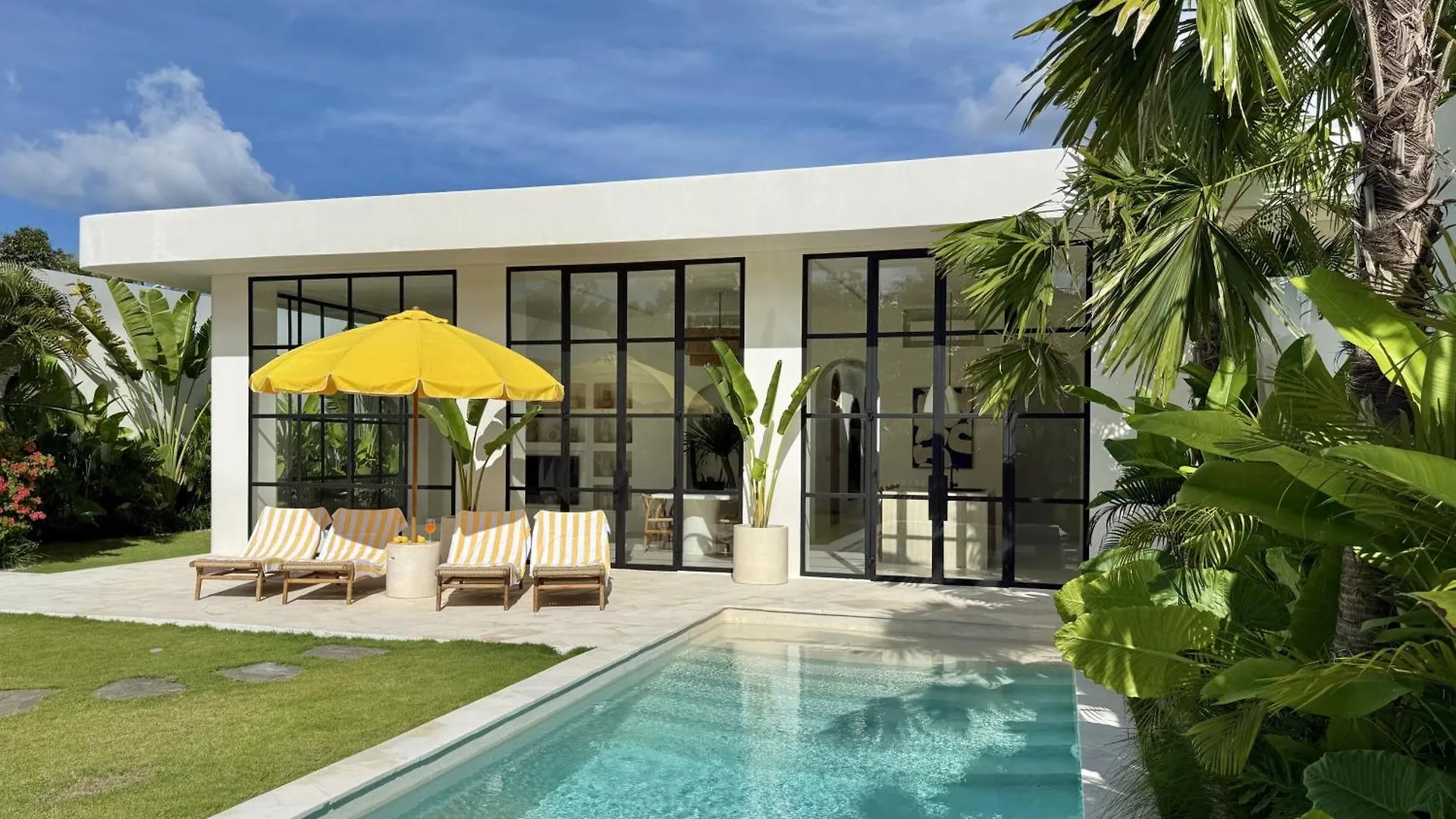 Dolce Villas In Bingin Uluwatu  Uluwatu (Bali)